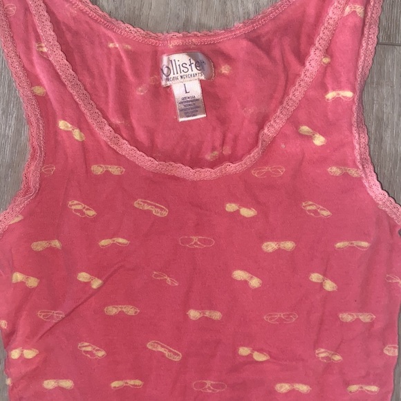 Hollister Tank Top - Picture 2 of 3